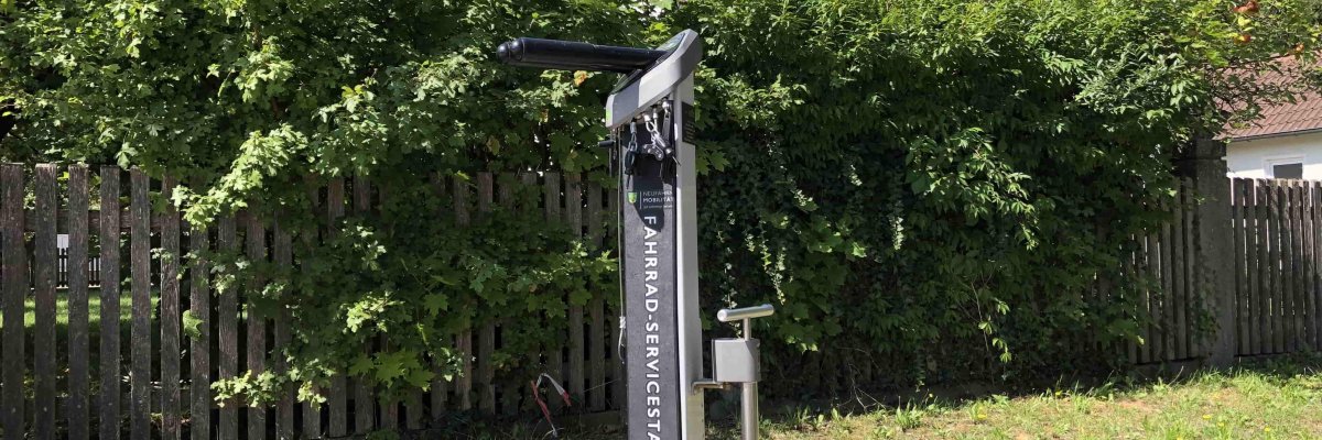 Fahrradreparaturstation am Marktplatz