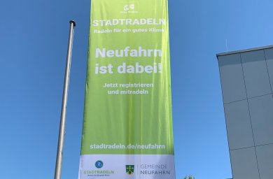 Flaggenbanner zum Stadtradeln