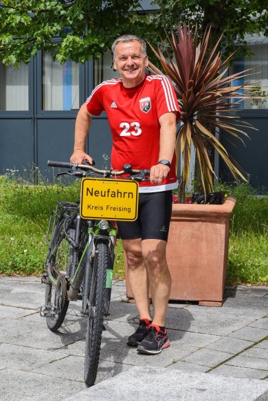 Bürgermeister Franz Heilmeier auf Fahrradrad